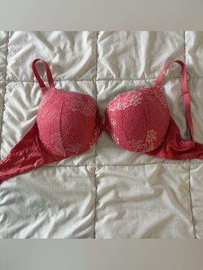 Maidenform Coral Lace Push-Up Bra